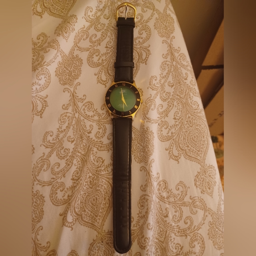 Vintage Black & Gold Nike Leather Watch